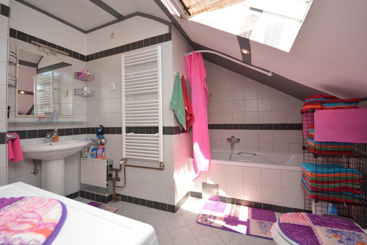 Nour El Donya Villa Bihac Exterior photo