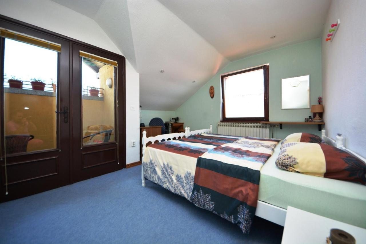 Nour El Donya Villa Bihac Exterior photo